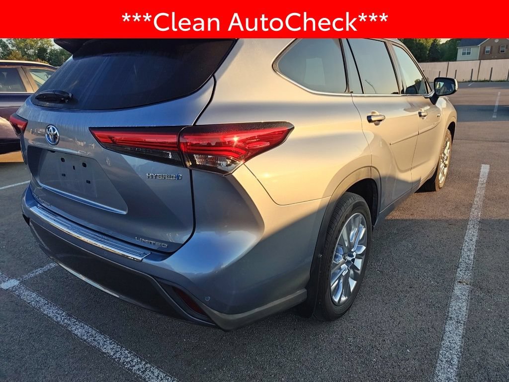 Used 2021 Toyota Highlander Limited AWD/4WD image 4