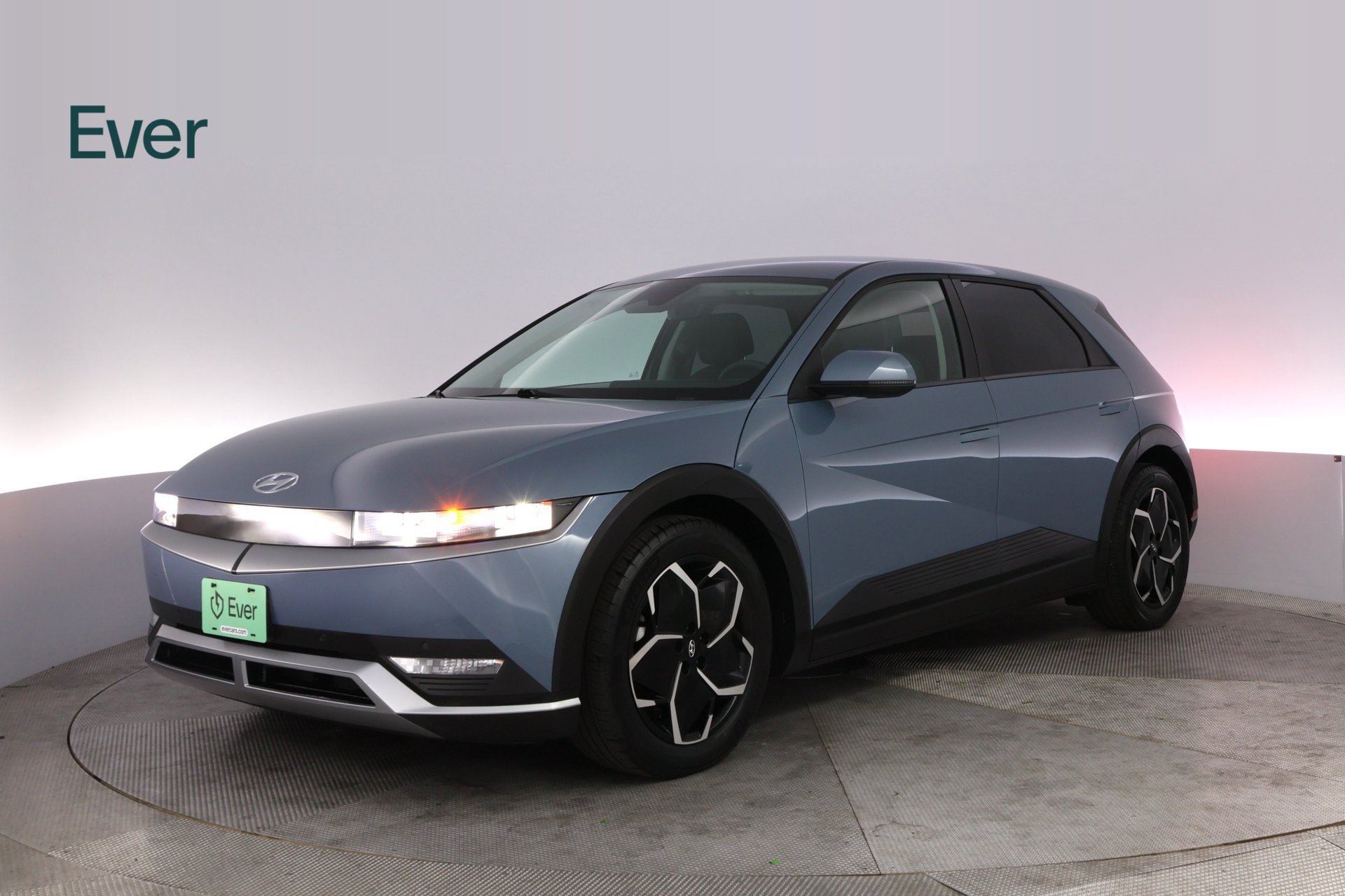 Used 2024 Hyundai Ioniq 5 SEL RWD image 2