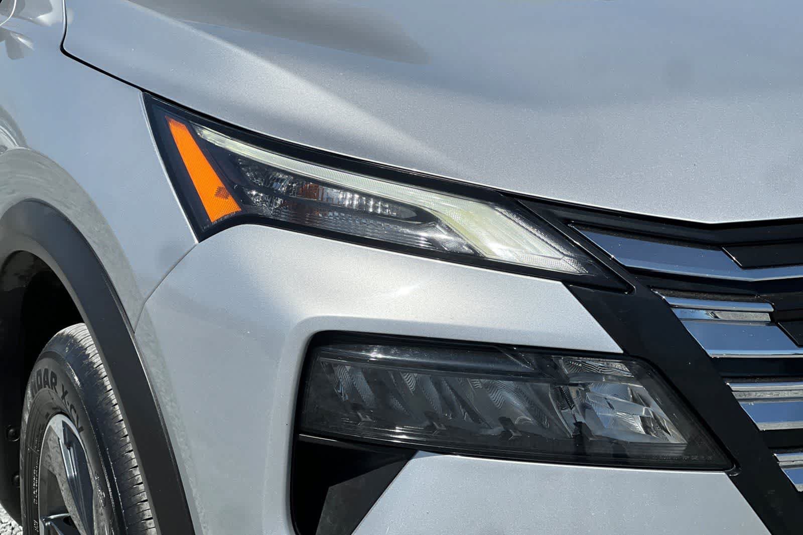 Used 2024 Nissan Rogue SV AWD/4WD image 34