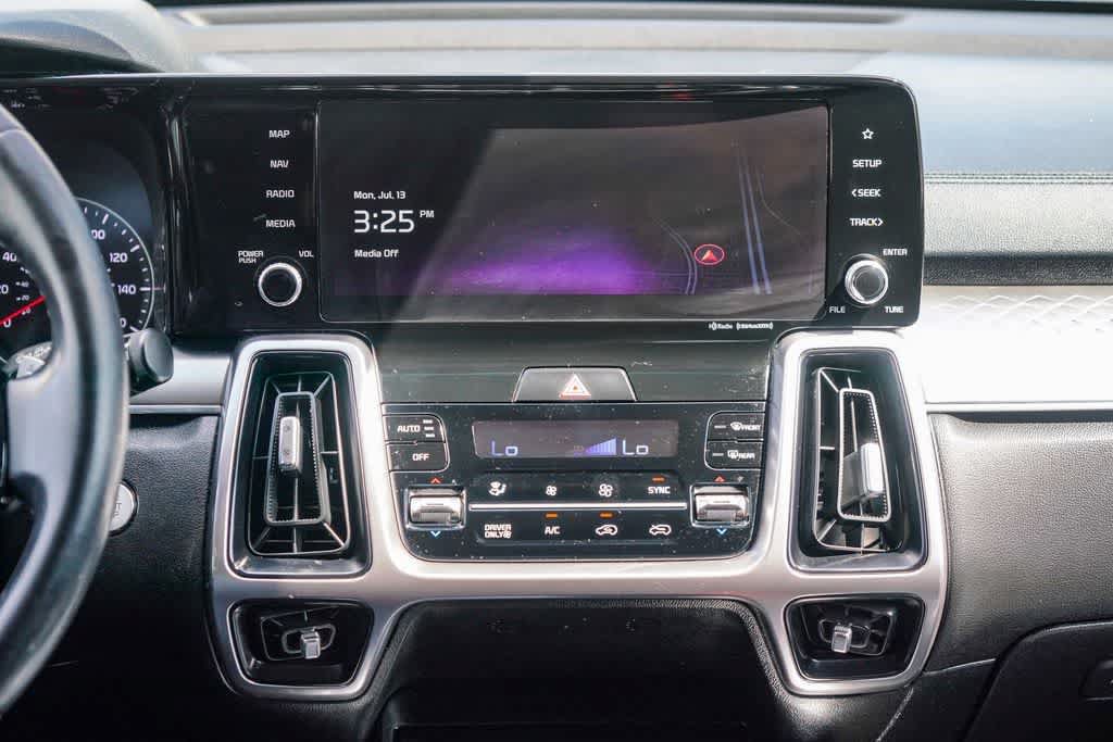Certified 2023 Kia Sorento EX AWD/4WD image 12