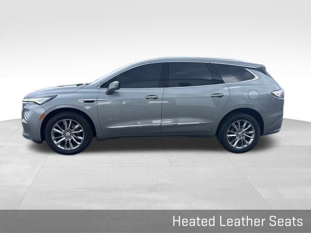 Used 2023 Buick Enclave Avenir w/ Avenir Technology Package image 9