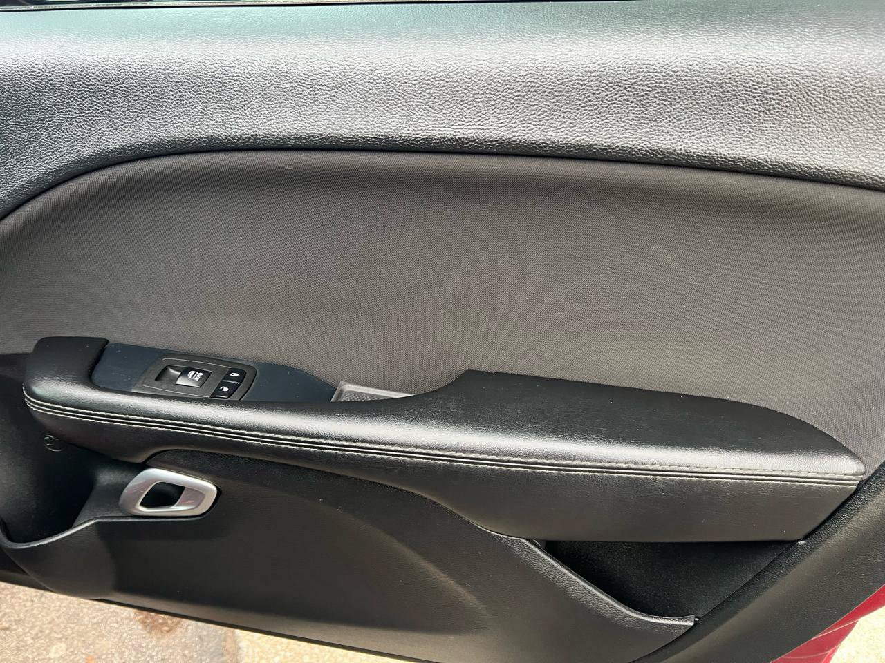 Used 2019 Dodge Challenger SXT RWD image 15