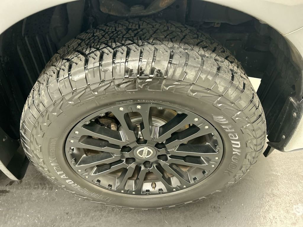 Certified 2019 Nissan Titan SL image 8