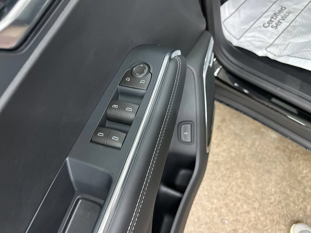 New 2026 GMC Acadia Elevation w/ Black Edition AWD/4WD image 38