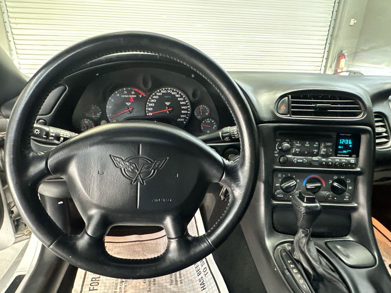 Used 2002 Chevrolet Corvette Coupe RWD image 14