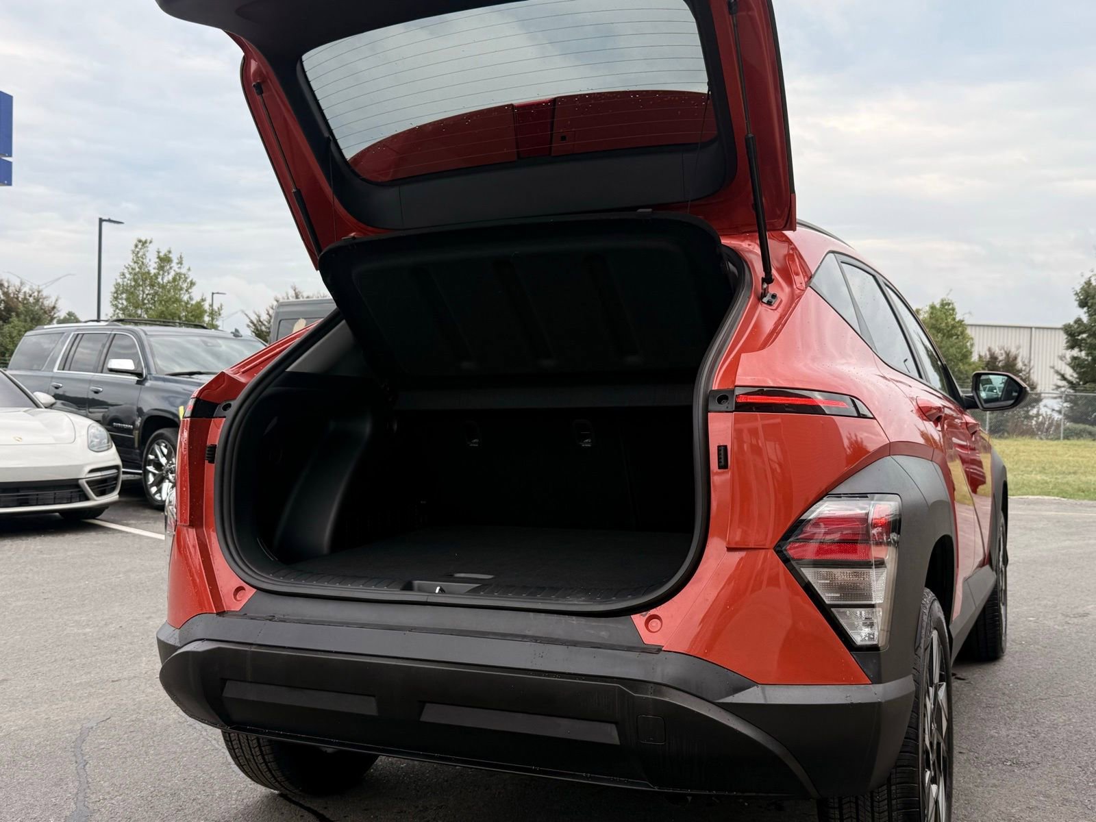 Used 2025 Hyundai Kona SEL image 32