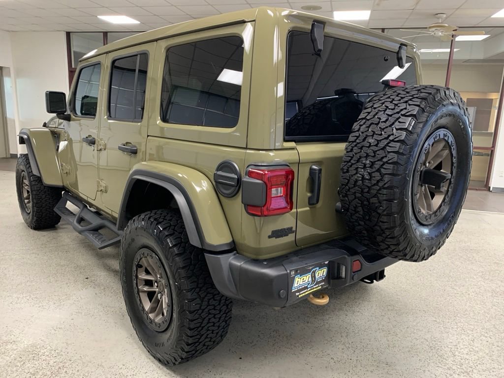 Used 2025 Jeep Wrangler Unlimited Rubicon 392 AWD/4WD image 5