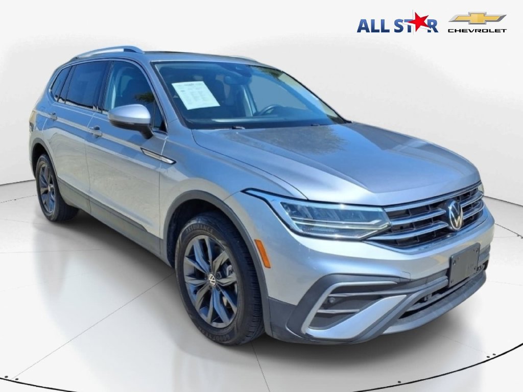 Used 2023 Volkswagen Tiguan SE w/ Panoramic Sunroof Package FWD 360° Tour
