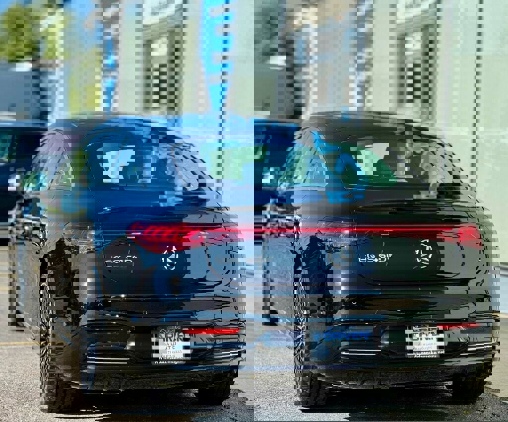 Used 2023 Mercedes-Benz EQS 450+ Sedan image 3