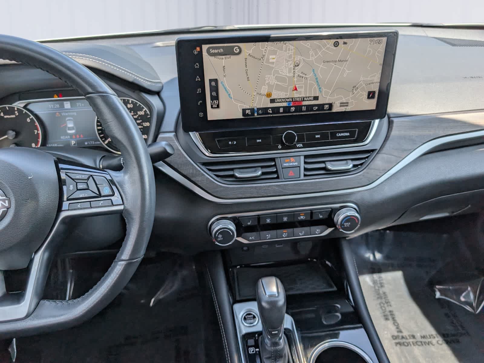 Used 2023 Nissan Altima 2.5 SV w/ SV Premium Package FWD image 17