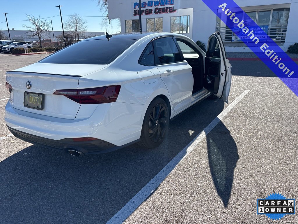 Used 2023 Volkswagen Jetta GLI Autobahn image 4