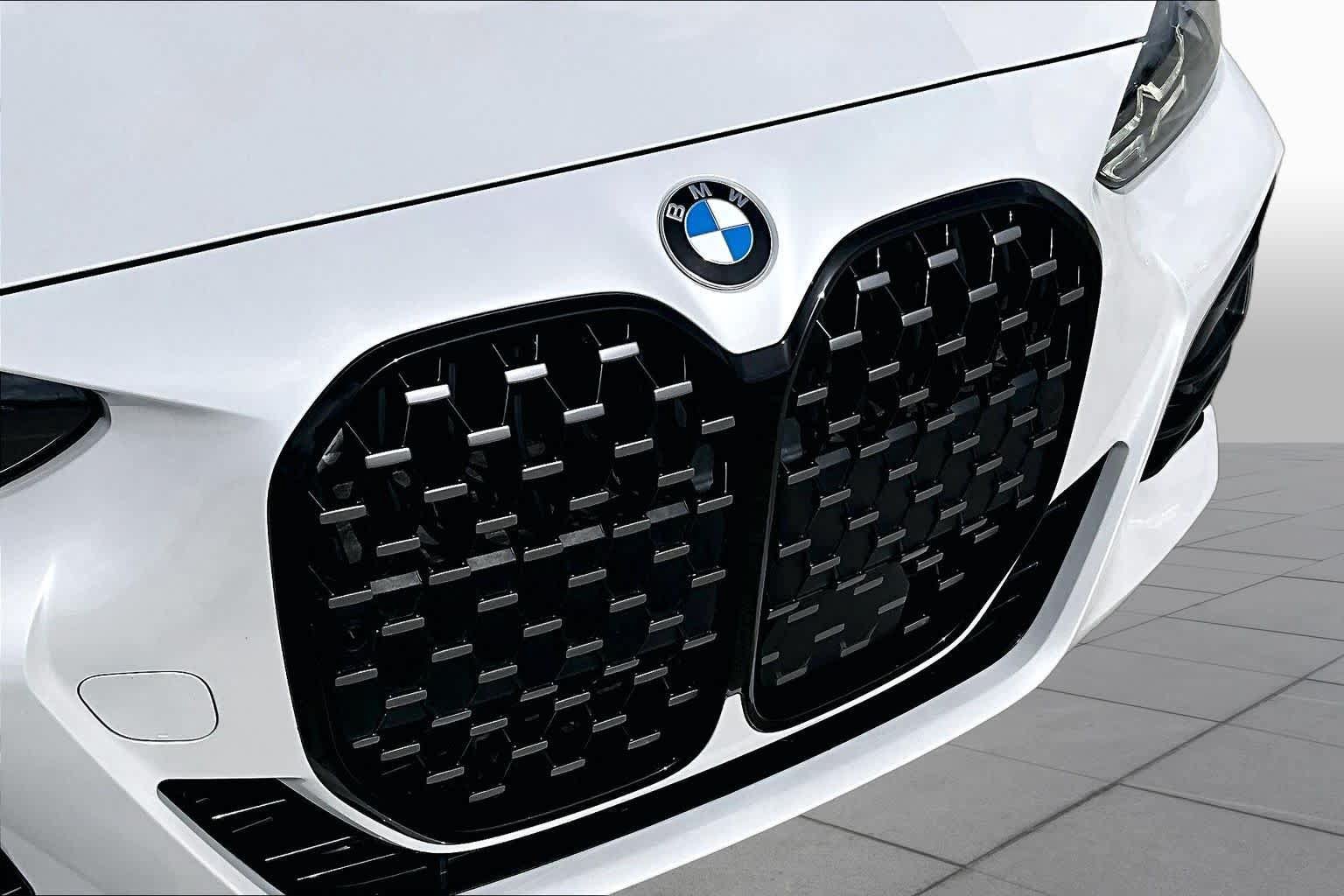 Used 2024 BMW 430i xDrive Coupe w/ M Sport Package AWD/4WD image 26