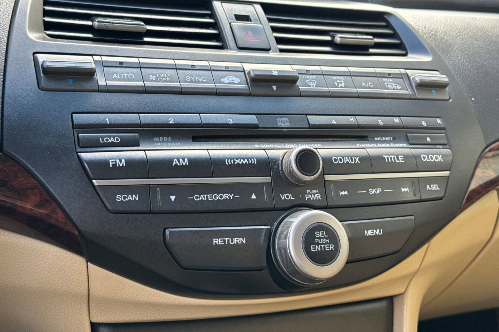 Used 2012 Honda Crosstour EX-L image 18
