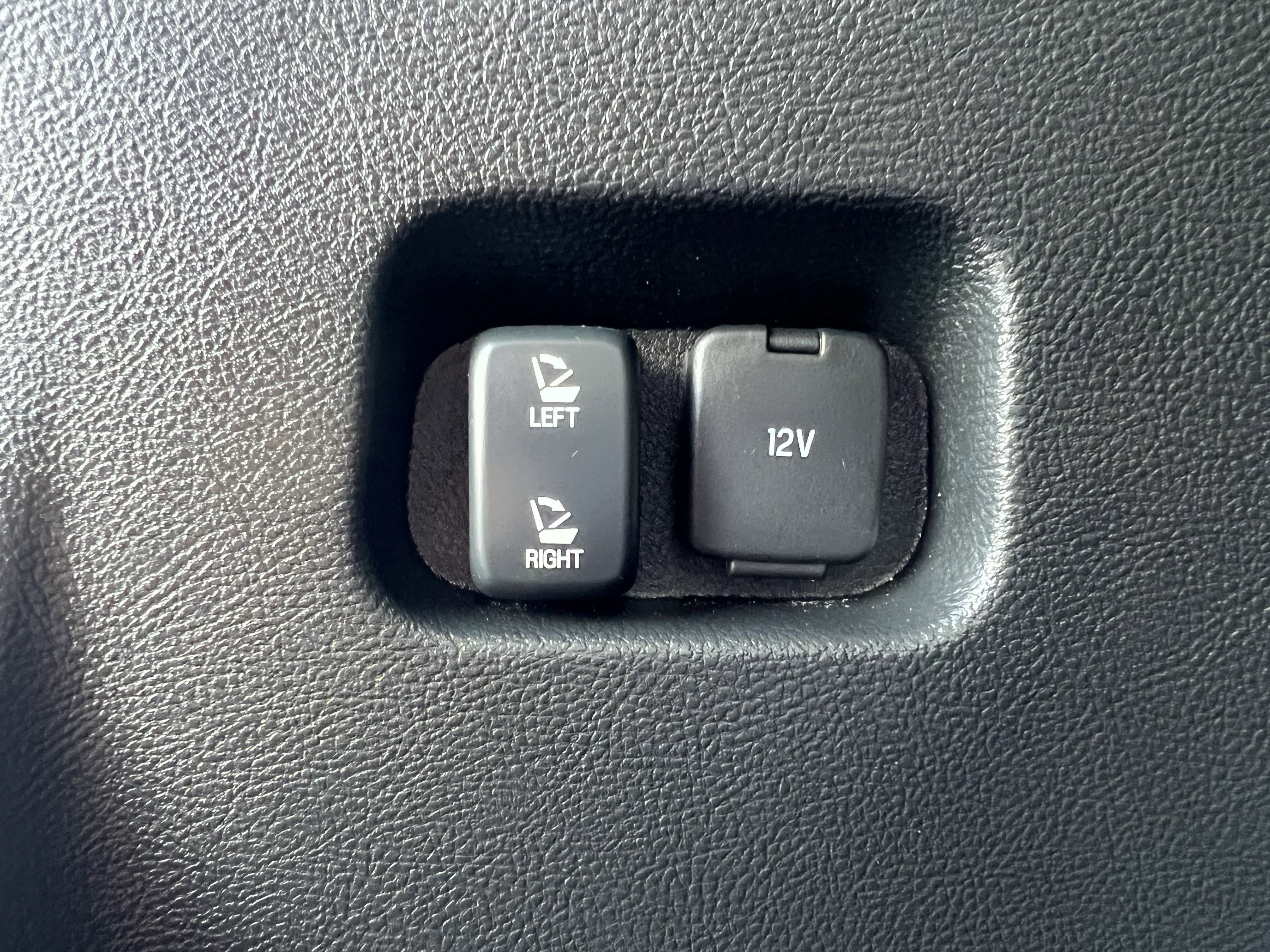 Used 2024 Ford Edge SEL w/ Convenience Package image 47