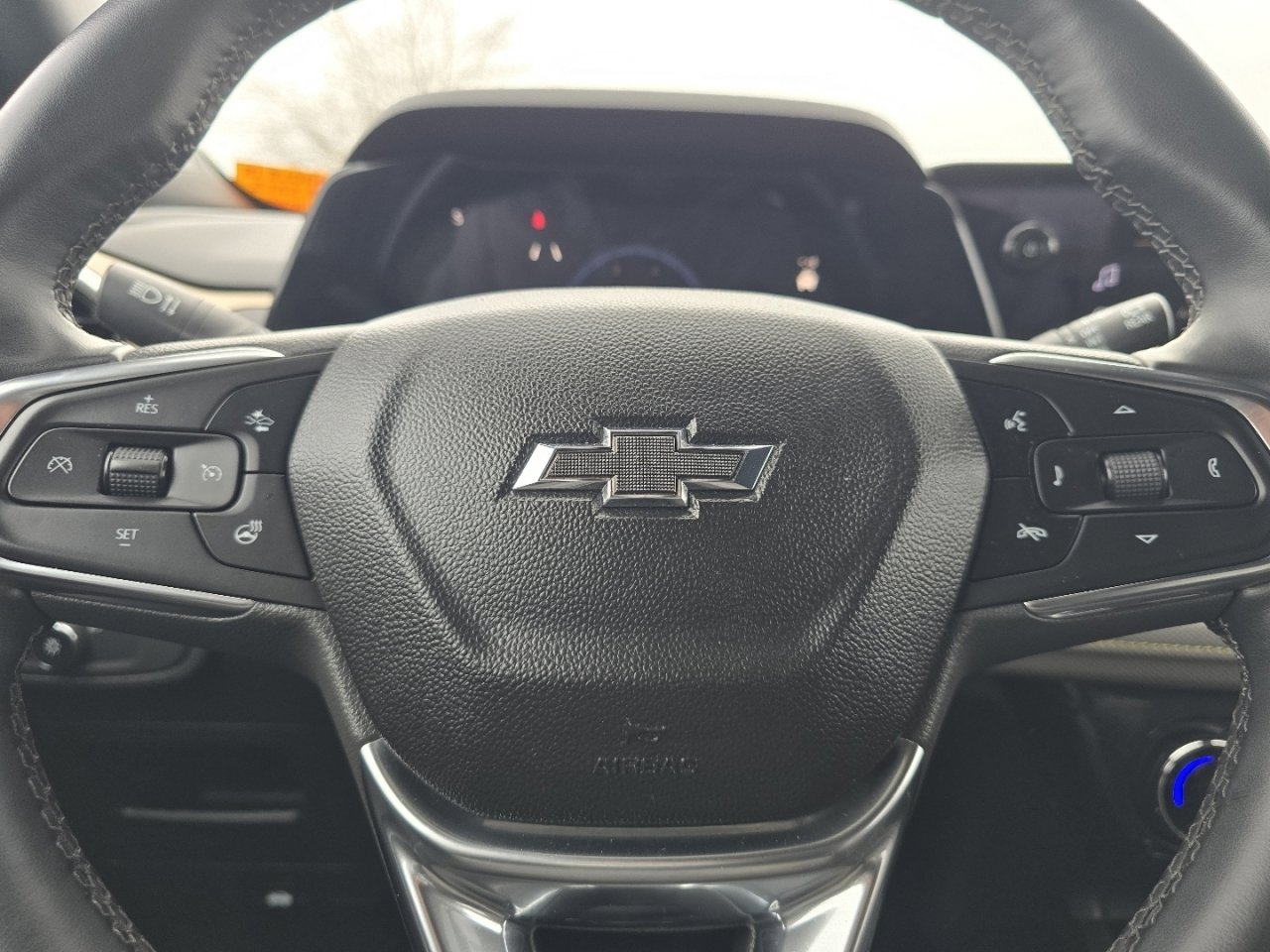 Used 2025 Chevrolet TrailBlazer ACTIV w/ Driver Confidence Package image 25