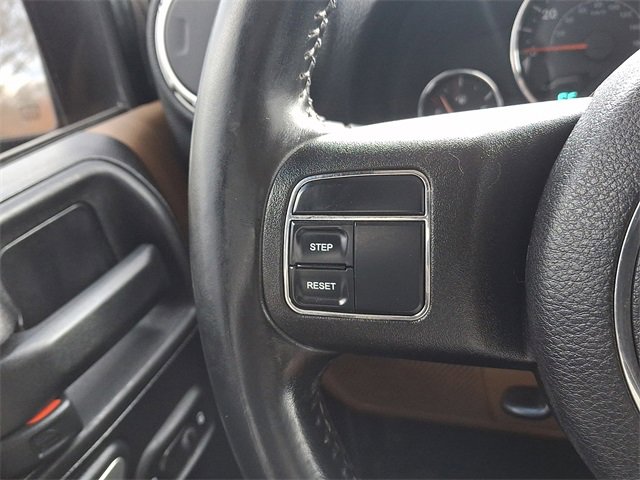 Used 2012 Jeep Wrangler Unlimited Sahara w/ Dual Top Group image 20