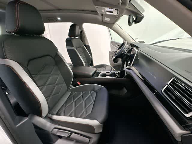 New 2026 Volkswagen Atlas Peak Edition AWD/4WD image 21
