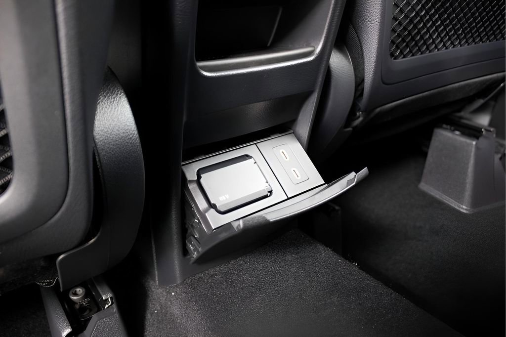 Used 2025 Mercedes-Benz GLA 250 image 30