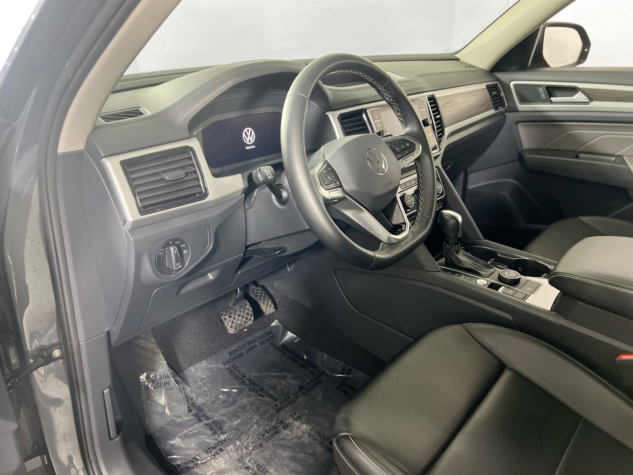 Used 2022 Volkswagen Atlas SE image 9