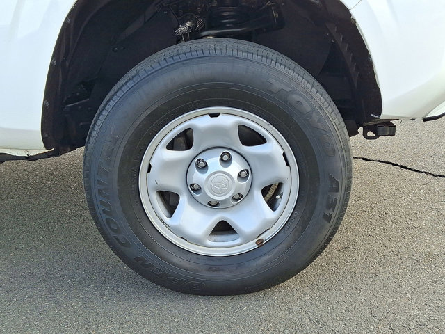 Certified 2023 Toyota Tacoma SR image 28