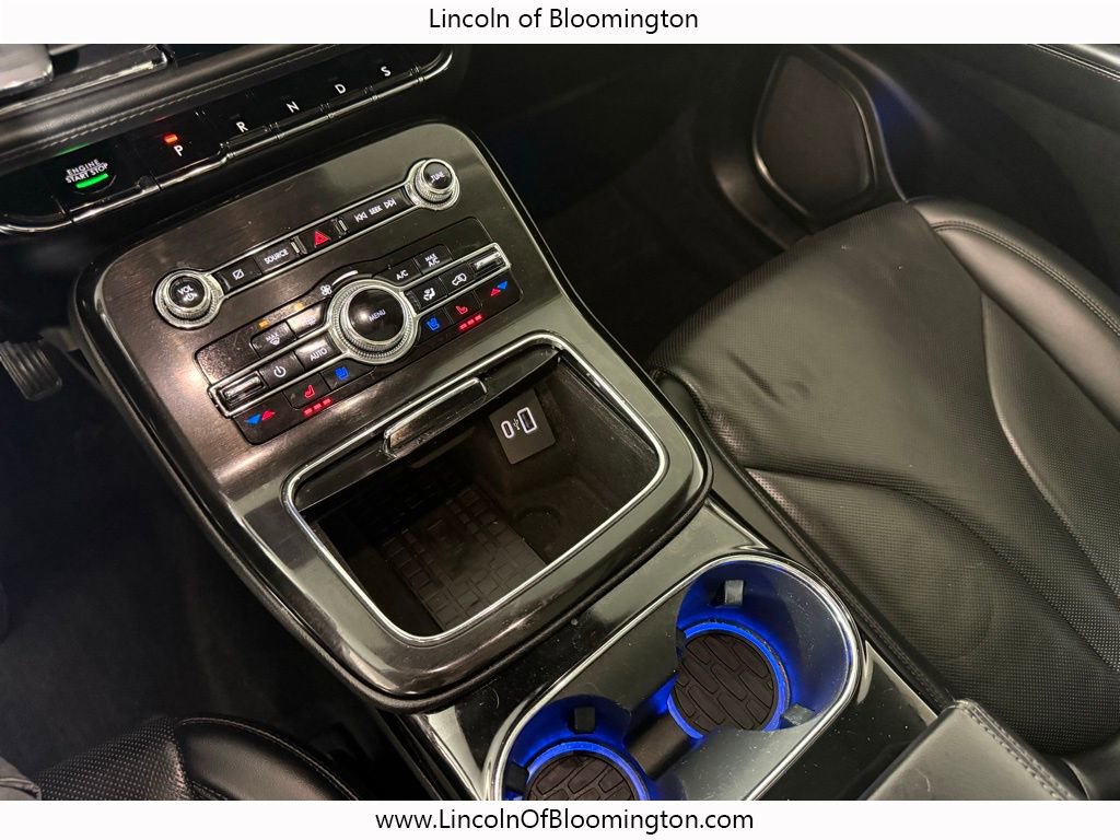 Certified 2022 Lincoln Nautilus Reserve w/ Equipment Group 201A image 34