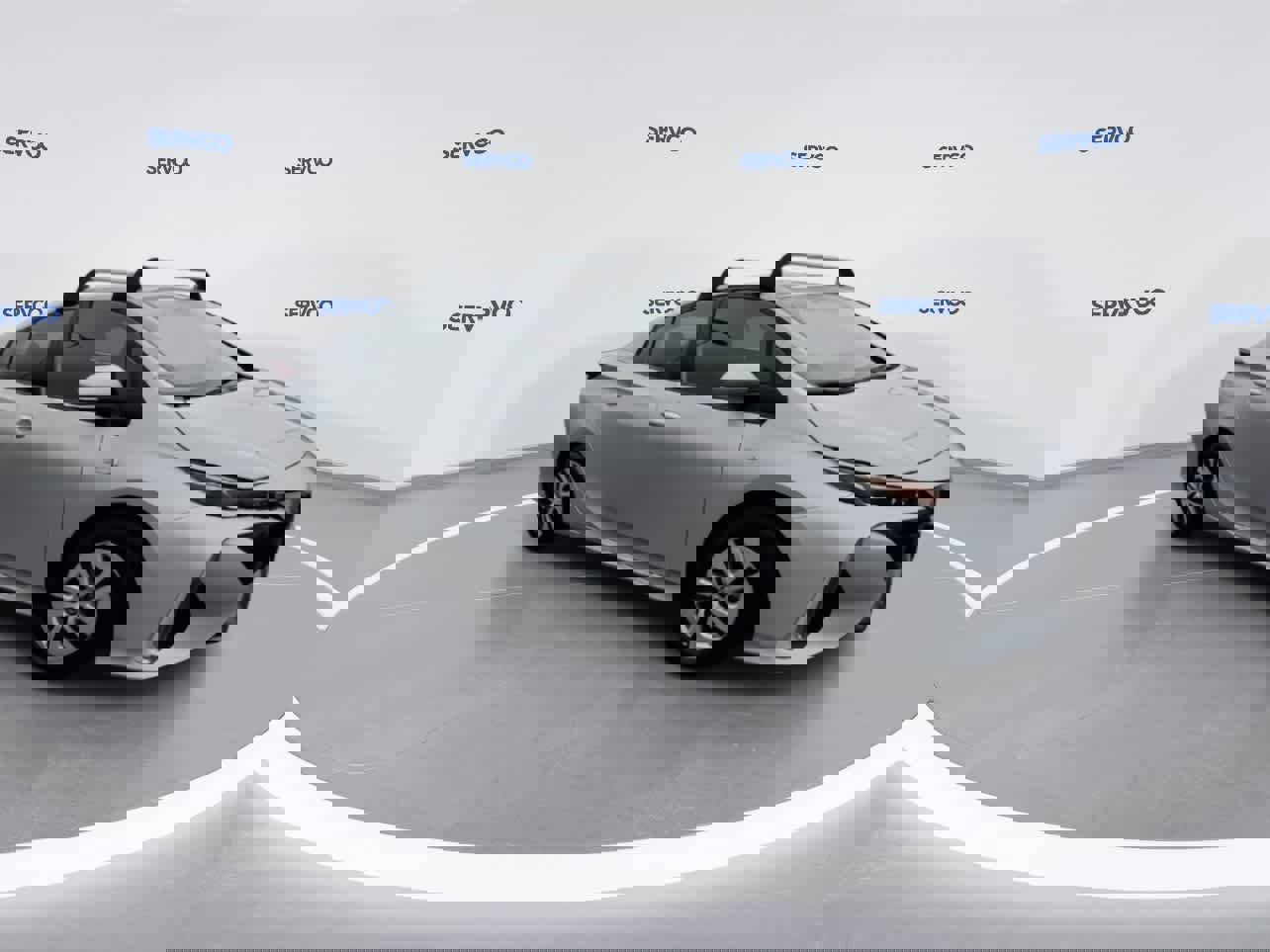 Used 2020 Toyota Prius Prime LE image 2