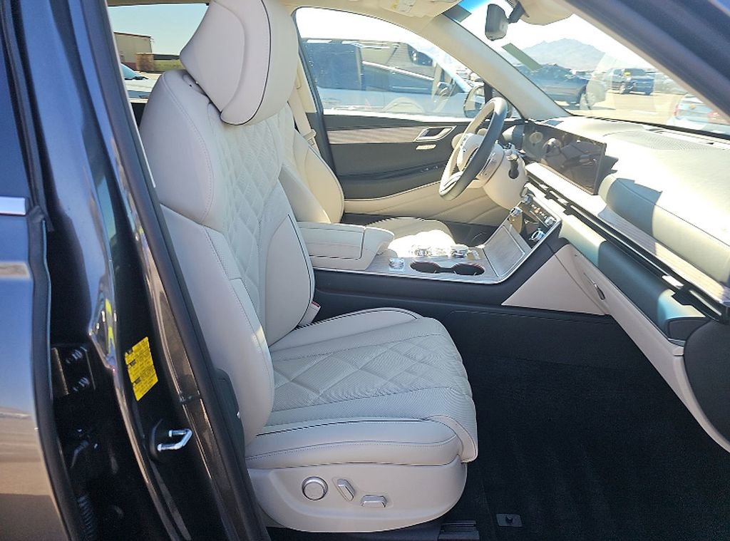 Used 2026 Genesis GV80 3.5T Prestige image 9