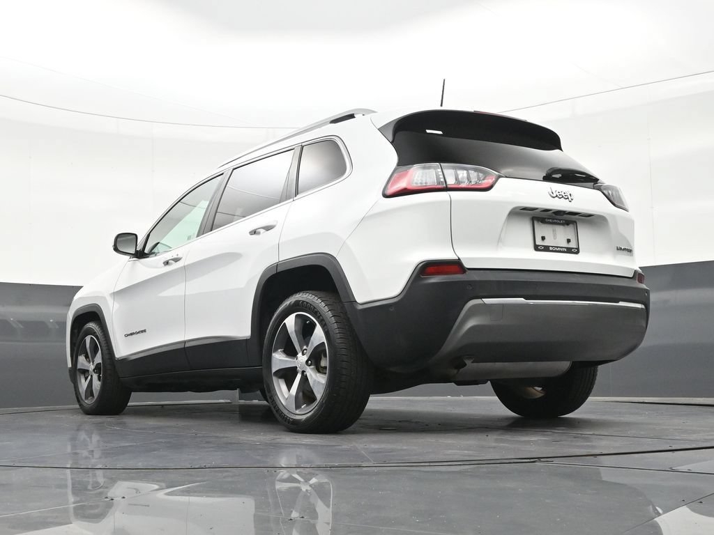Used 2019 Jeep Cherokee Limited w/ Luxury Group FWD image 25