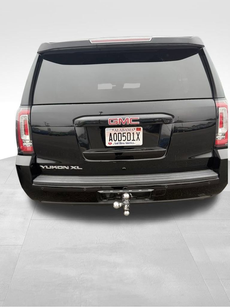 Used 2020 GMC Yukon XL SLT w/ Premium Edition image 6