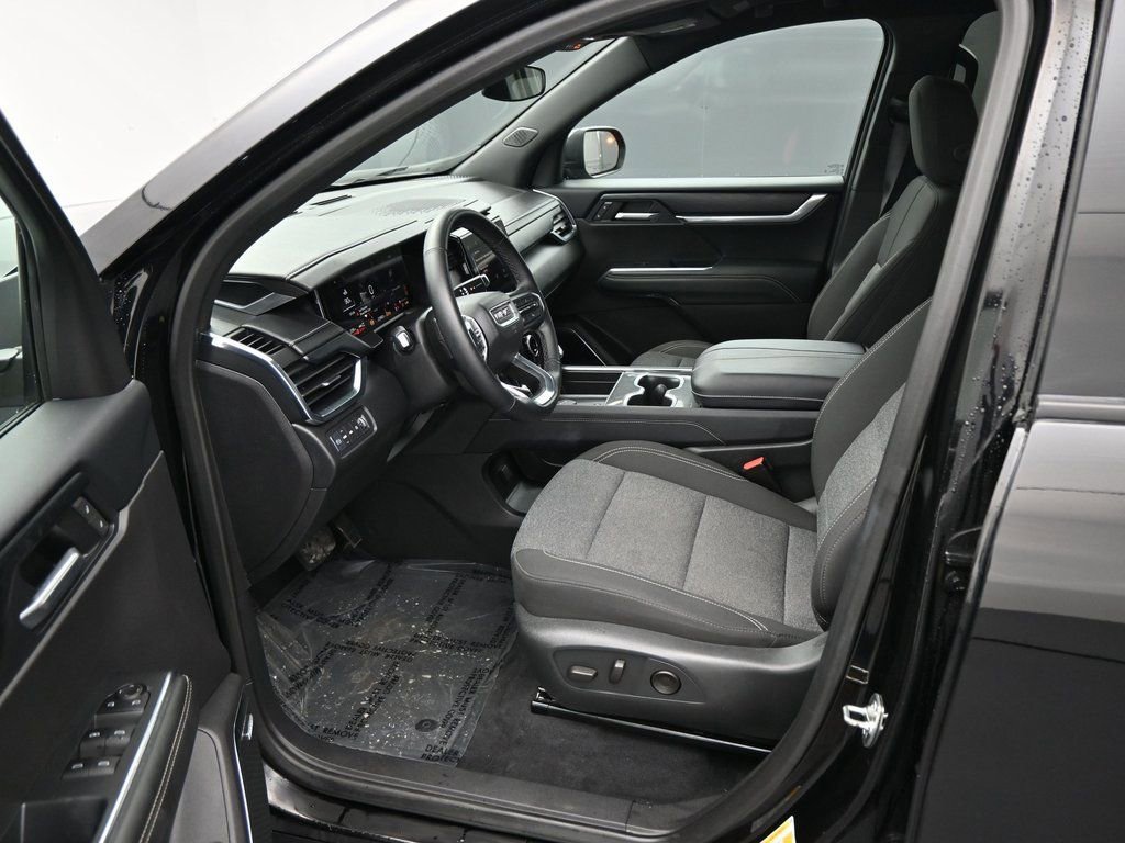 Used 2025 GMC Acadia Elevation AWD/4WD image 9