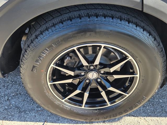 Used 2022 Ford Explorer XLT w/ Class IV Trailer Tow Package image 19