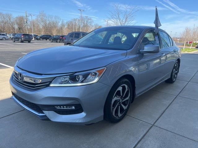 Certified 2017 Honda Accord EX image 8