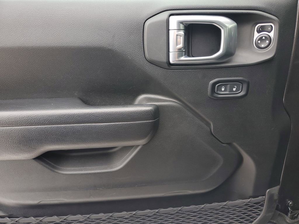 Used 2024 Jeep Wrangler Sport S image 10