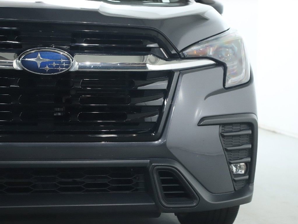 Certified 2024 Subaru Ascent Limited AWD/4WD image 7