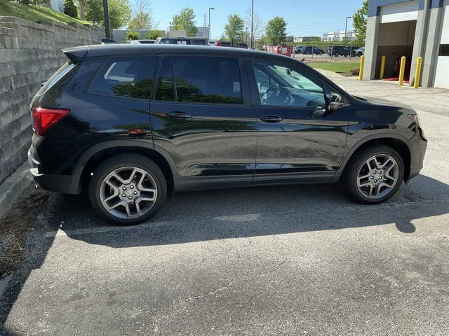 Used 2023 Honda Passport EX-L image 5