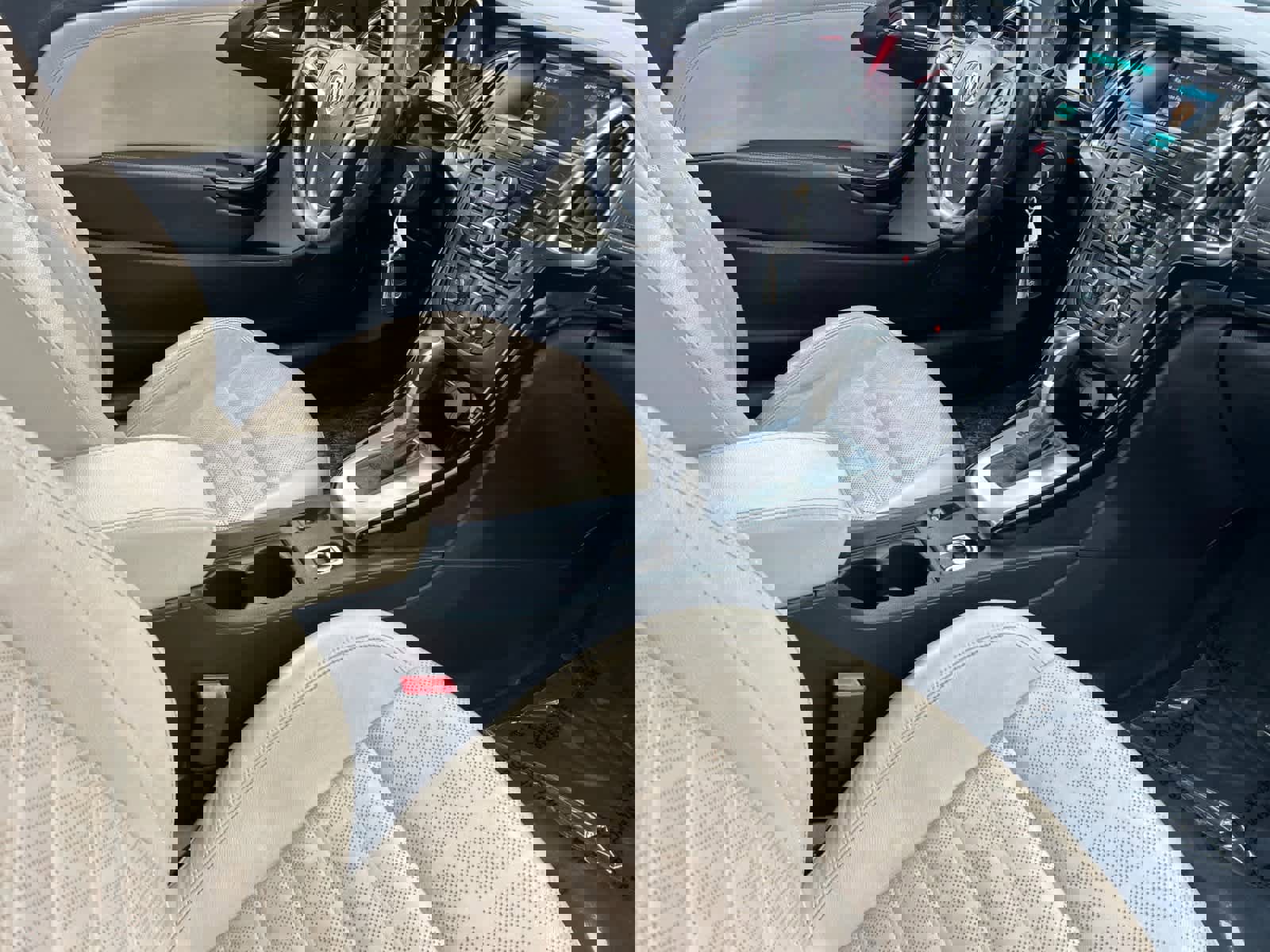 Used 2016 Buick Cascada Premium image 7