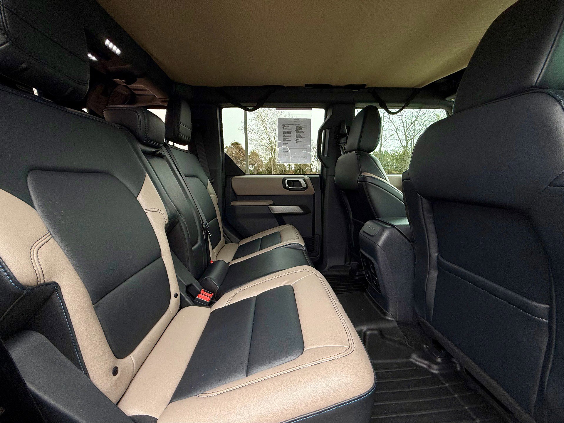 Used 2022 Ford Bronco Wildtrak AWD/4WD image 21