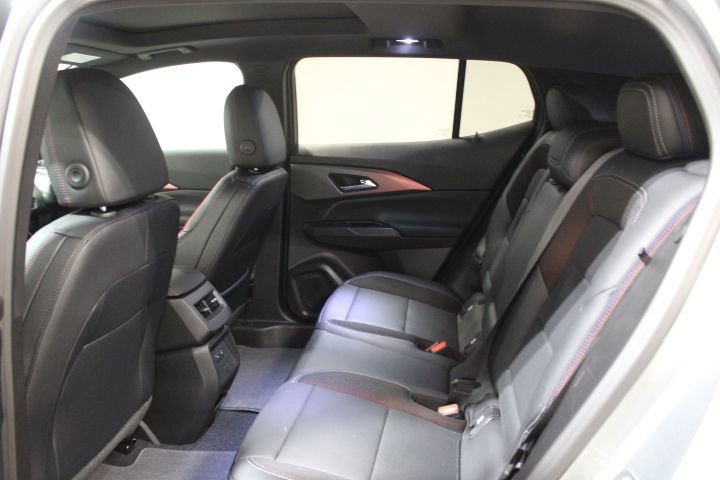 New 2026 Chevrolet Equinox EV RS image 22