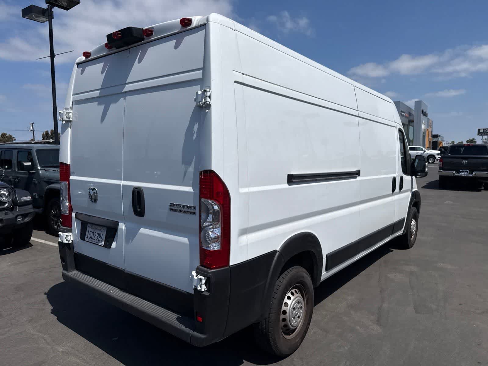 Used 2024 RAM ProMaster 2500 w/ Convenience Group FWD image 13