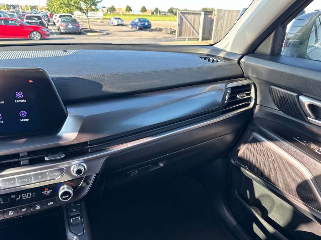 Used 2025 Kia Telluride S AWD/4WD image 28