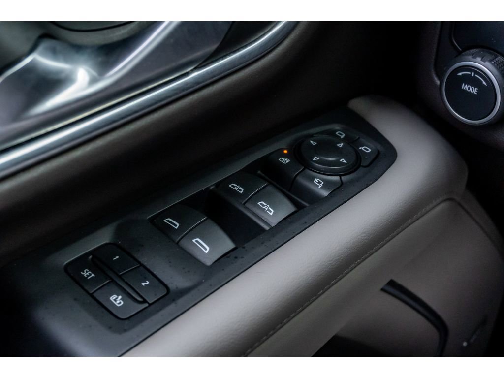 Used 2022 Chevrolet Tahoe LT w/ Luxury Package image 28