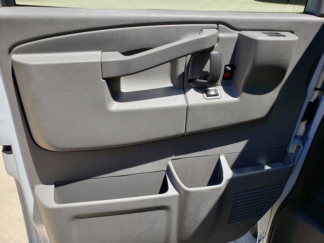 Used 2018 Chevrolet Express 2500 w/ Driver Convenience Package RWD image 11