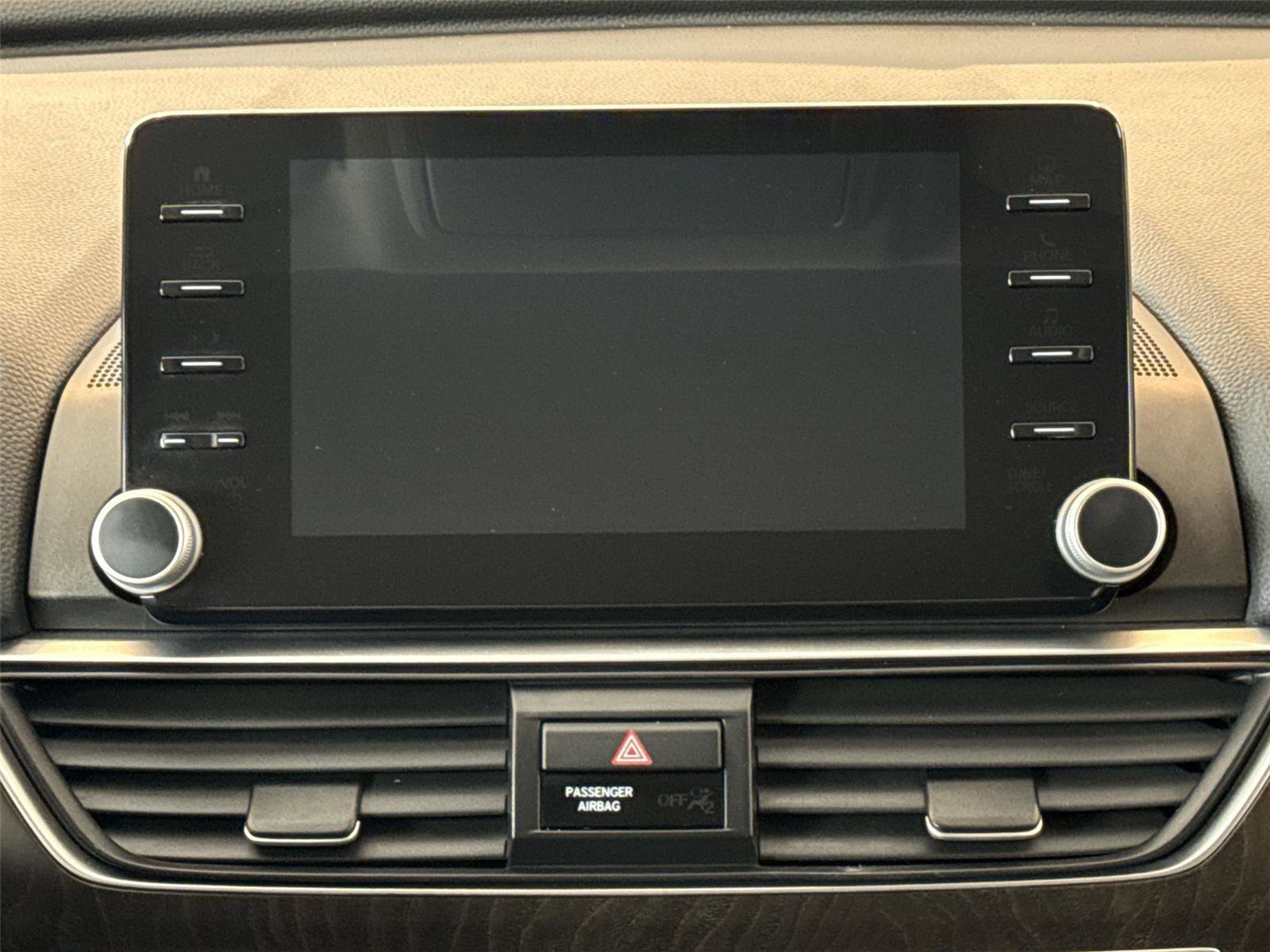 Used 2019 Honda Accord Touring image 12