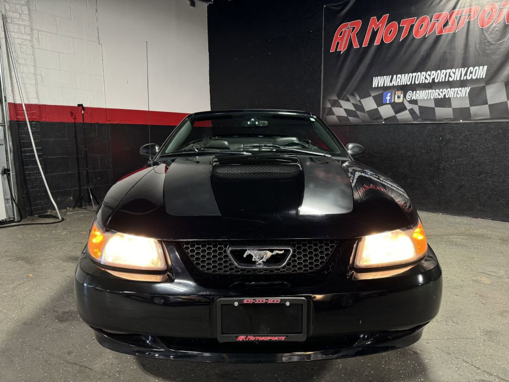 Used 2000 Ford Mustang GT RWD image 9
