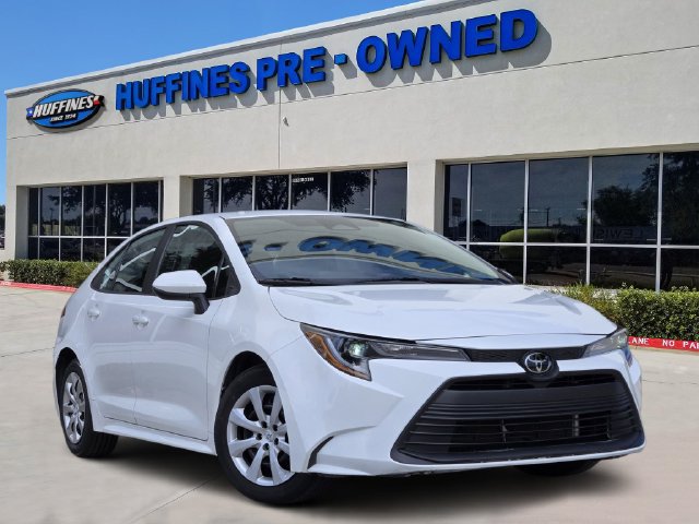 Used 2025 Toyota Corolla LE