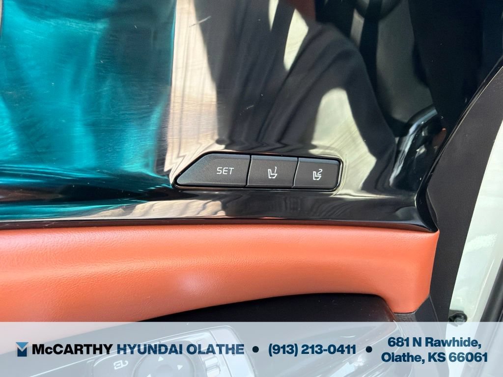 Used 2022 Kia Carnival SX Prestige FWD image 40