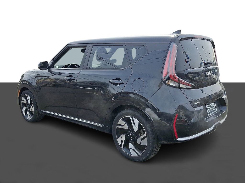 Used 2023 Kia Soul GT-Line image 5