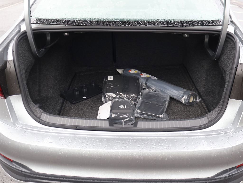 New 2026 Volkswagen Jetta SE image 19