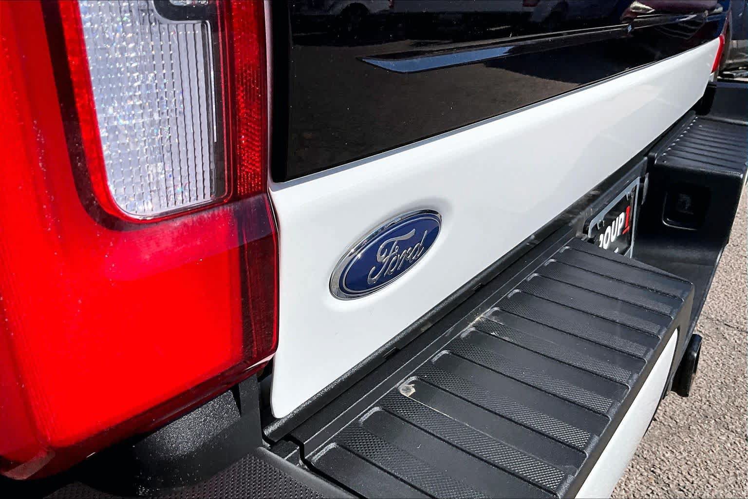 Used 2026 Ford F350 Platinum w/ FX4 Off-Road Package AWD/4WD image 29