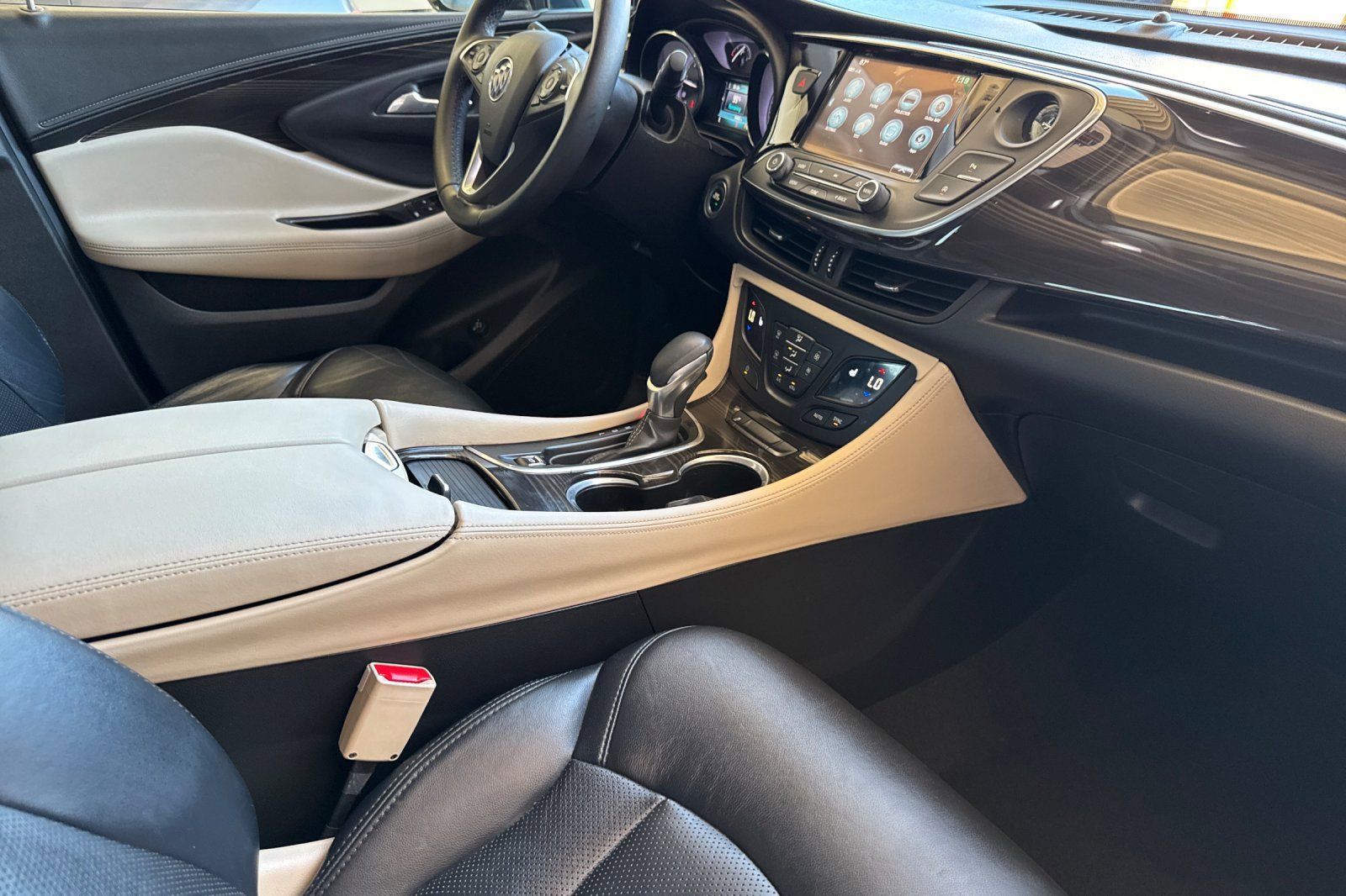 Used 2019 Buick Envision Preferred FWD image 16